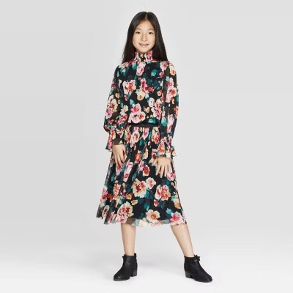 Art Class Floral Print Ruffled Blouse Medium 7/8
